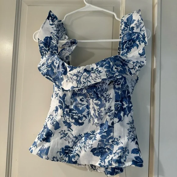 Reformation Blue and White Floral Top Size 8 NWT - Picture 2 of 6